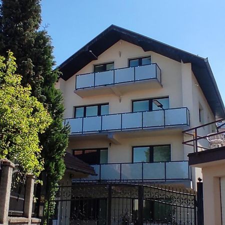 Peaceful Vacation Villa & Garden Sarajevo Exterior photo