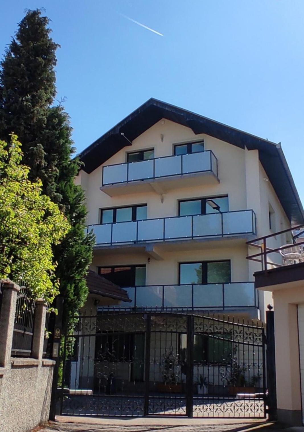 Peaceful Vacation Villa & Garden Sarajevo Exterior photo